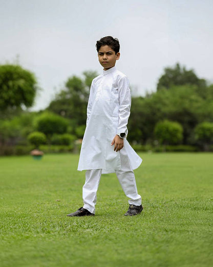 Nooraani White Cotton Kurta Pajama Set