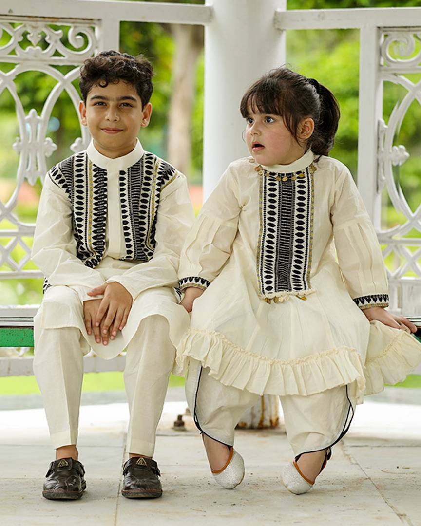 Siyah Afghani Kurta Dhoti Set for Girls