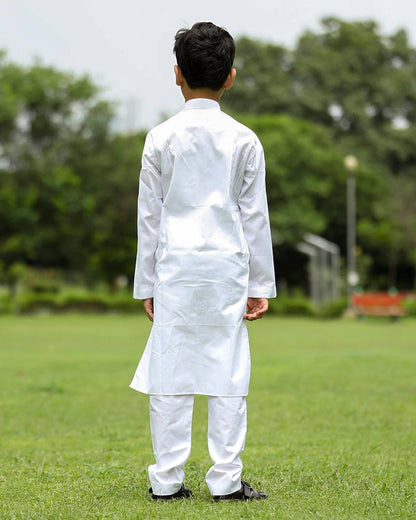 Nooraani White Cotton Kurta Pajama Set